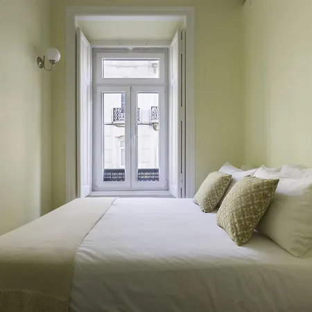 1898 & בית הארחה