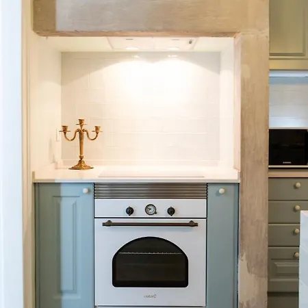 1898 & בית הארחה 3*