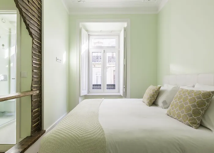 1898 & 3* リスボン