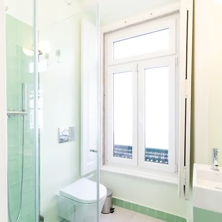 1898 & Penzion Lisboa