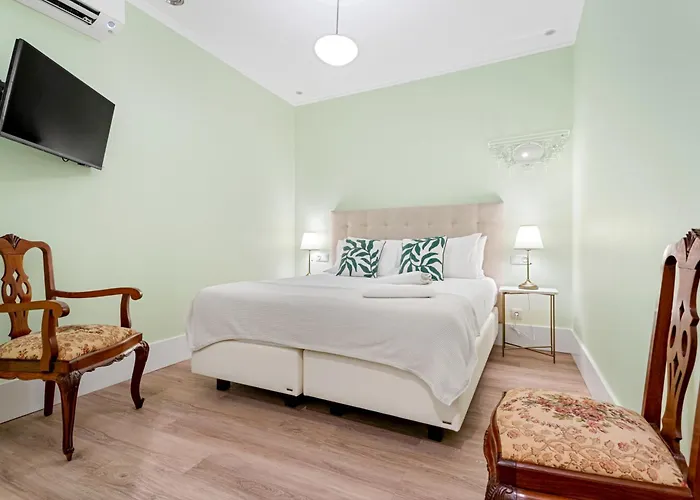 1898 & Affittacamere 3*